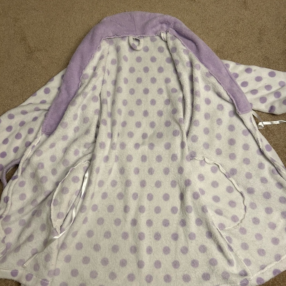 Ulta Beauty Robe - Picture 3 of 3